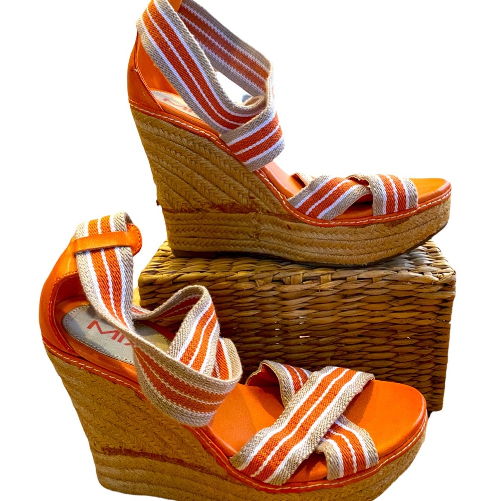 Mia- Platform stretch strappy sandal. Orange SZ 8.5
